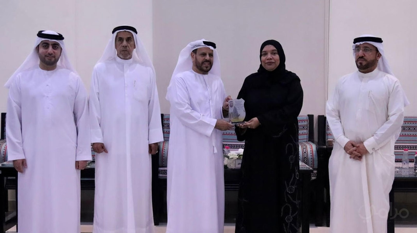 ندوة حوارية بعنوان" الأسرة محور الاهتمام في وصايا والدنا سلطان"