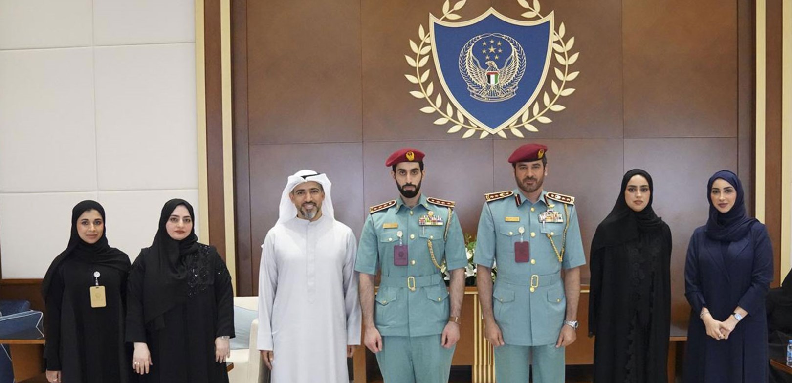 مجلس شباب شرطة عجمان يستضيف جلسة حوارية متخصصة مع مقيمين في مجال الجودة والتميز