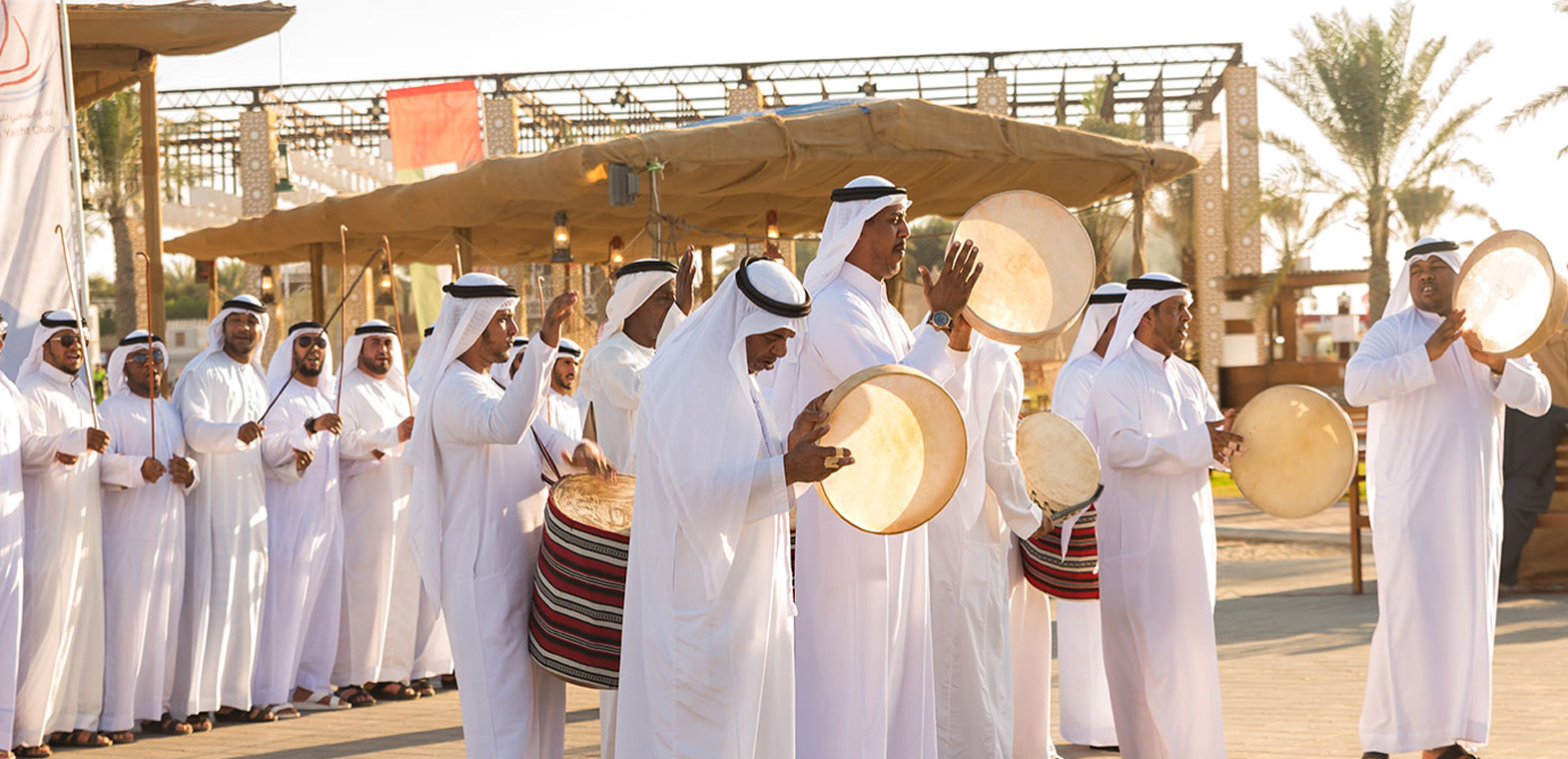 الليوه.. جزء مهم من التراث الثقافي الفني في الفلكلور الشعبي الإماراتي 