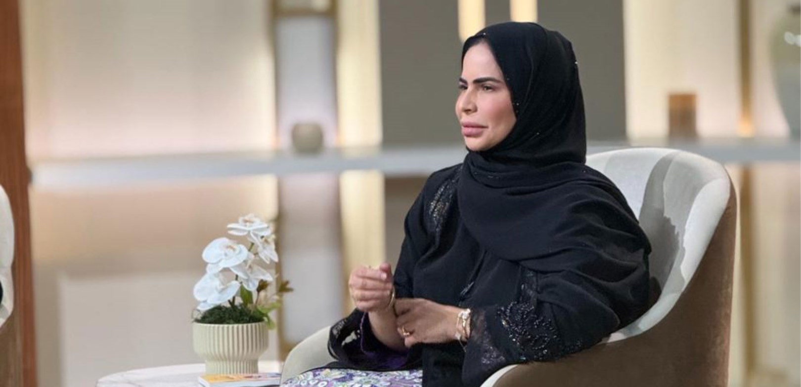 الكاتبة فاطمة المزروعي .. من الأرشيف إلى الرواية .. 