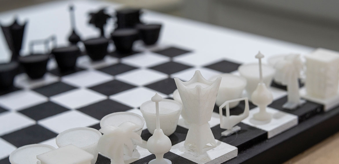 الأستاذة الدكتورة نادية مهدي الحسني: "حداثة التراث"...حفاظ على الهوية