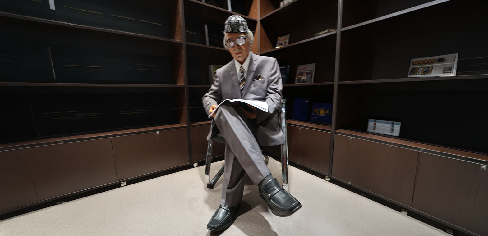 اتفق "العراق" على حب جدي محمد الجواهري