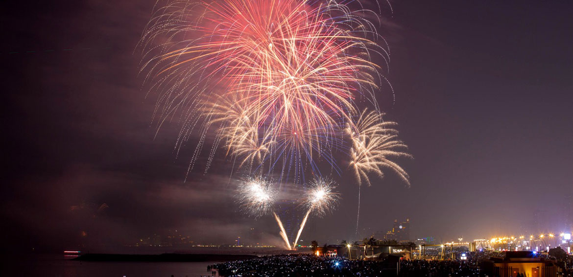 الشارقة تستقبل رأس السنة 2026 بعروض استثنائية في 6 من وجهات "شروق" عبر البر والبحر والصحراء